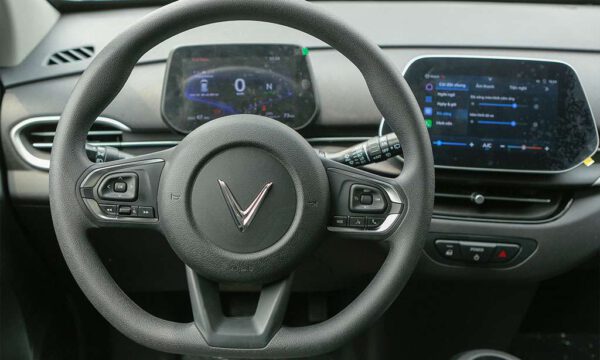 Khoang lái Vinfast VF5