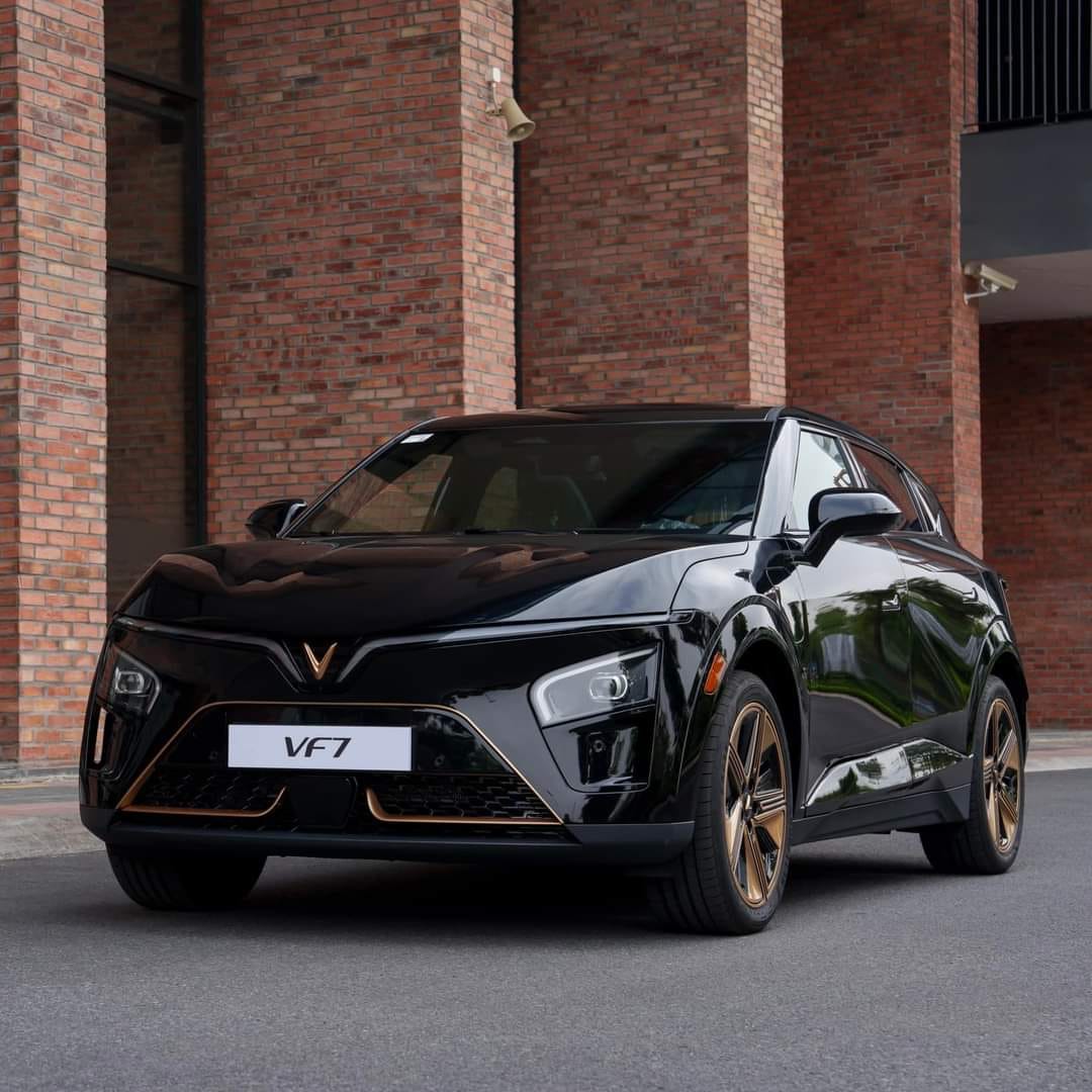 Vinfast VF7 Plus