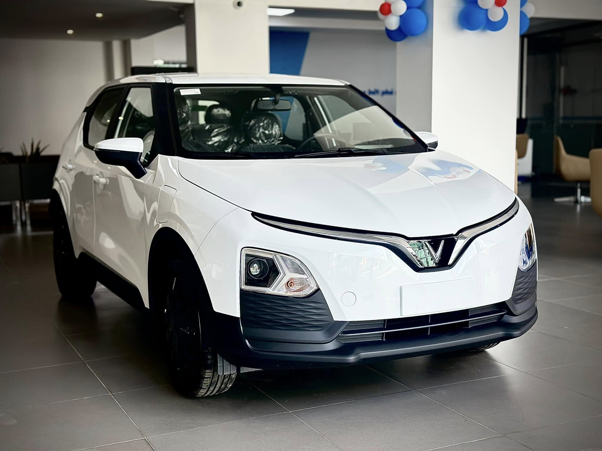 Giá xe VF5 tháng 6/2025